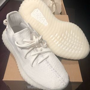 Authentic YEEZY 350 V2 triple white! NWT Adidas